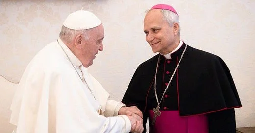 Papa Francisco e o Cardeal Robert Prevost (Papa Leão XIV